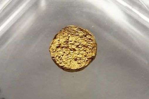 Scientists create 18-carat gold nugget from plastic – and it looks just like the real deal