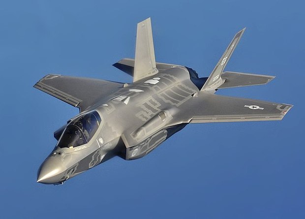 F-35: Military found defects in software