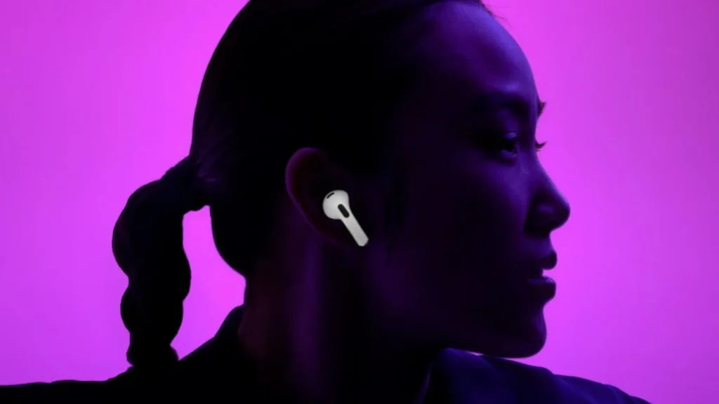 IPhone can be unlocked with the ear
