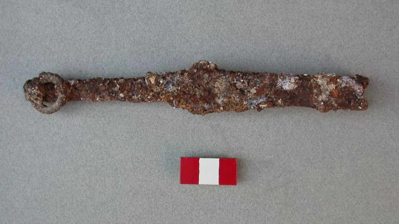 Two unique swords found in medieval city