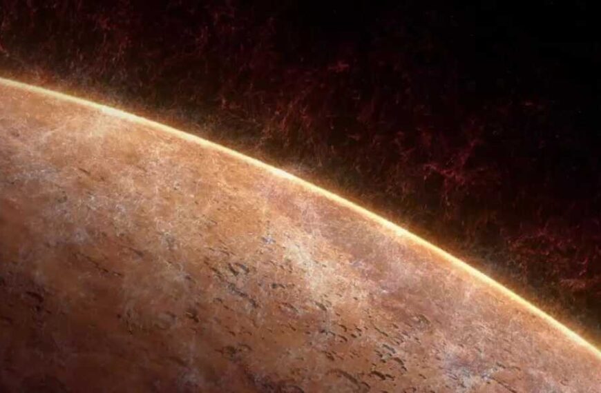 Hidden Signs of Liquid Water Ocean Discovered Deep Below Mars' Surface
