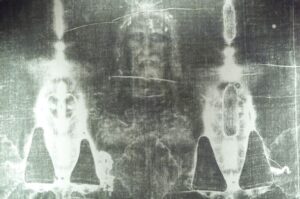 Turin Shroud Makes a Difference: 670-Year-Old Document Sheds Light on Relic