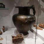 Researchers Find 2,500-Year-Old Honey in Ancient Greek Jars