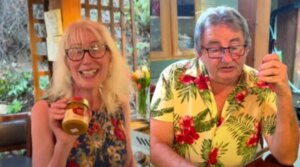 Canadian couple accidentally become customer service heroes after phone number mix-up