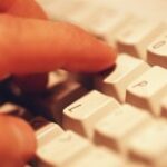 10 Ways to Spot an Online Scam