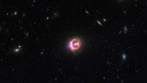 'It doesn't look right': Scientists accidentally measure super-hot ring around black hole…