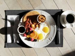 Broken schedule: how skipping breakfast can affect bone strength