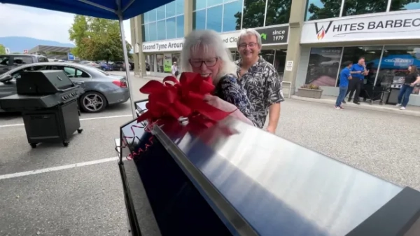 A couple from Okanagan, British Columbia, had been grilling authentic Canadian cuisine for the past few months. As barbecue season heated up this spring, the couple from Summerland—a municipality west of Okanagan Lake—began receiving calls from grillers with pressing questions about their Napoleon grills. Even though the Canadian barbecue company didn't have any 