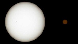 Chinese Scientists Search for Alien Radio Signals in 'Potentially Habitable' TRAPPIST-1 System
