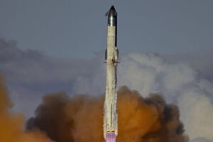 SpaceX Achieves 11th Starship Test Flight Success in Texas