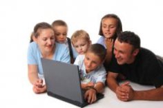 Does the Internet replace live communication?