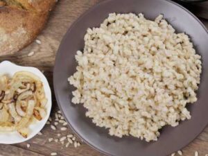 What are the benefits of pearl barley and how to cook it…
