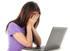 How to avoid online scams
