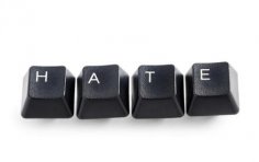 How to recognize and neutralize a network troll?