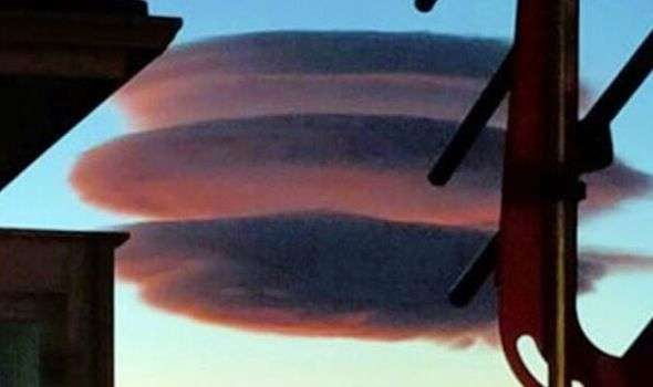 UFO sighting: Weather interfering alien space ships spotted over New&hellip;