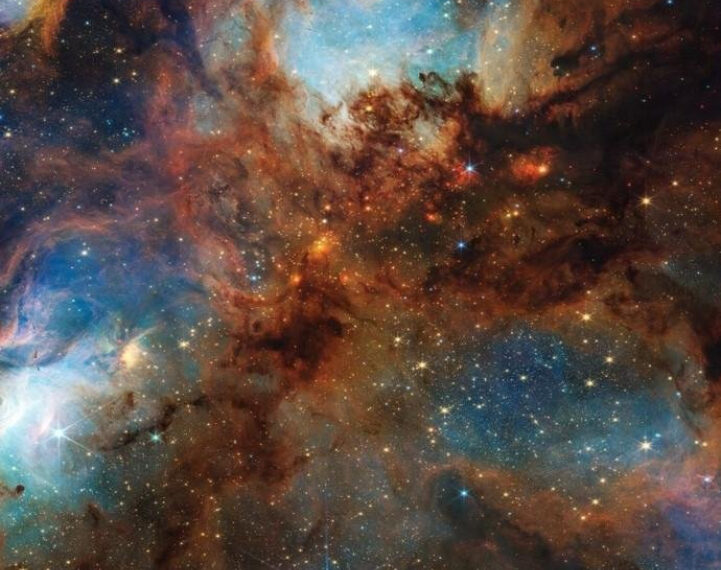NASA ‘Removes’ Thick Layer of Dust from Cat’s Claw Nebula
