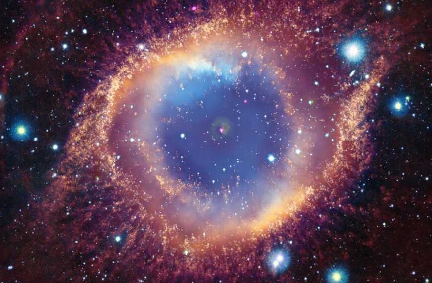 Stunning NASA Image Shows Dying Star at Center of Helix Nebula —…