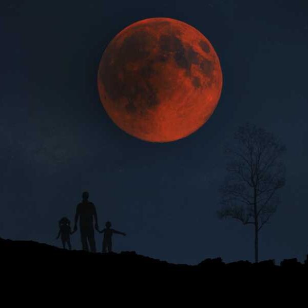 A blood moon is coming—here’s what you need to know about the…