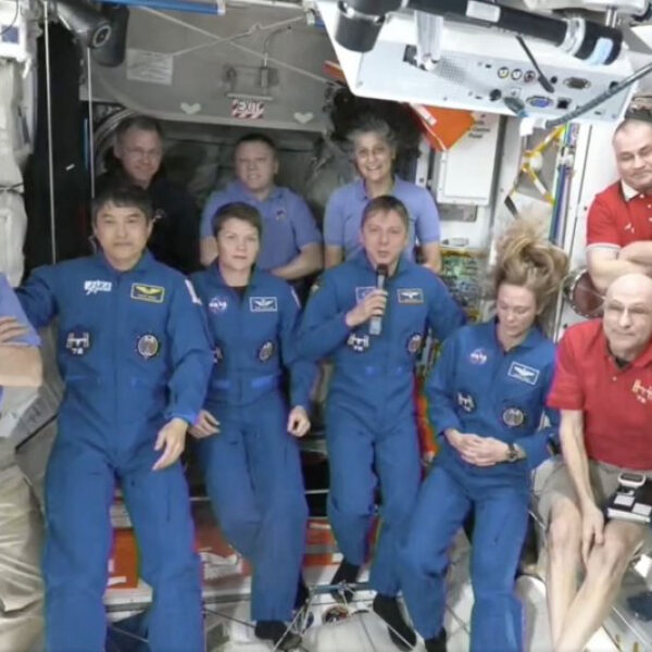 SpaceX’s Crew Dragon Arrives at ISS to Rescue Stranded Astronauts