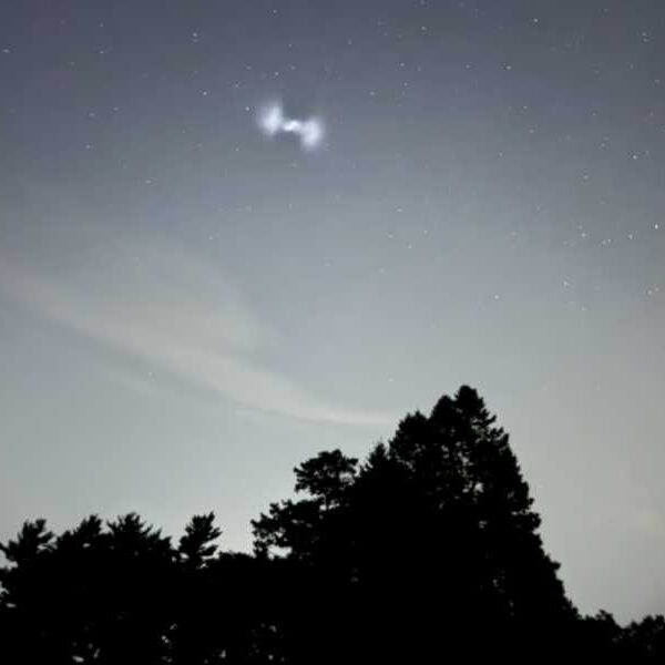 Ghostly ‘spiral’ Perseid meteor photobombs over several US states – and experts&hellip;