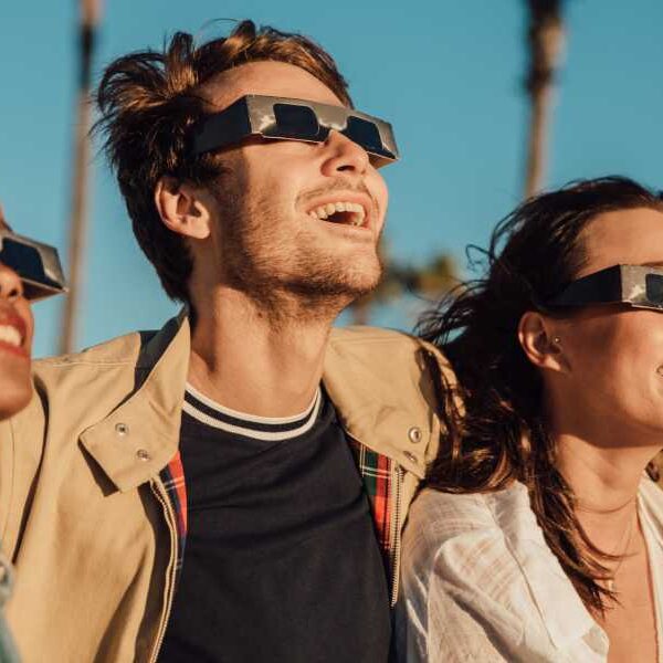 The best solar eclipse glasses to help you stay safe while viewing&hellip;