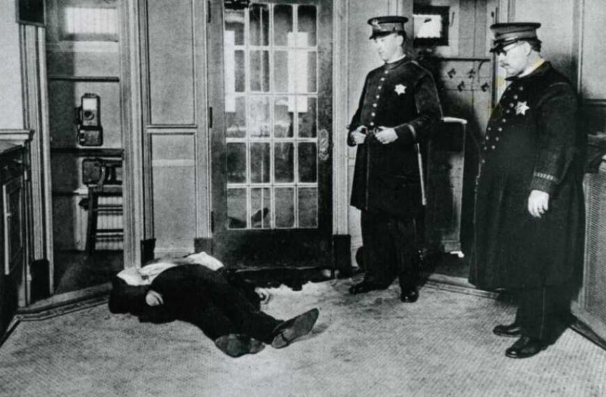 Vintage Photos of Crime-Related Chicago in the 1920s and 30s