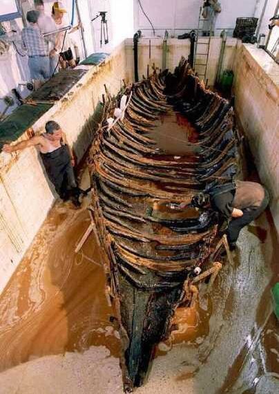 Crucial ‘Jesus Boat’ Discovery Reveals Key Biblical Details