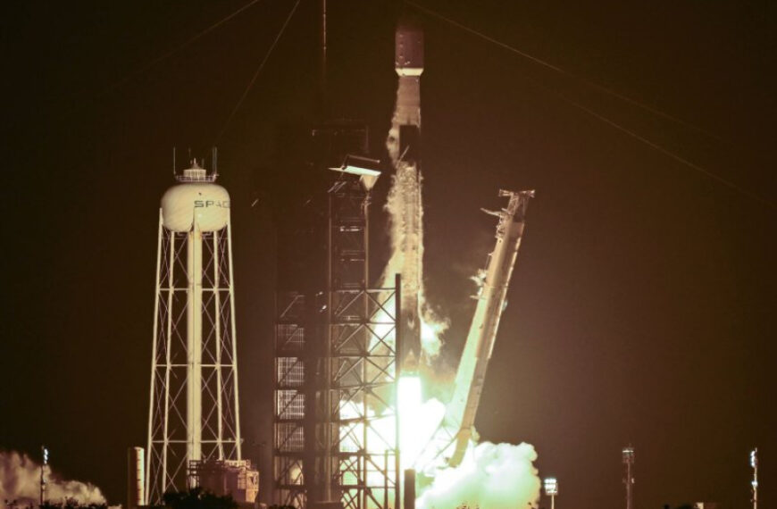 SpaceX Launches 23 Starlink Satellites into Orbit on First Launch of New…