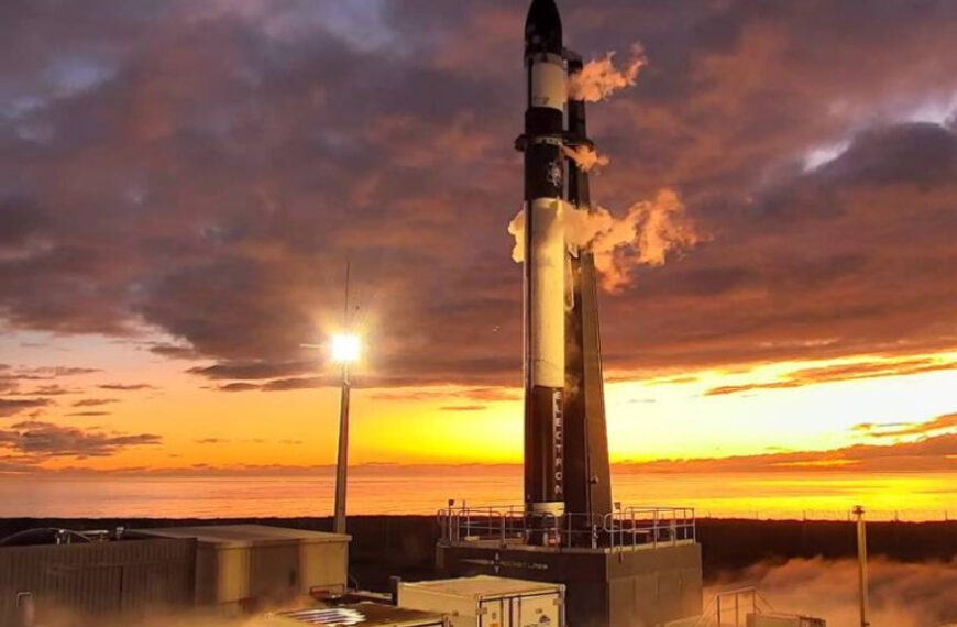 Rocket Lab Launches Japanese Radar Satellite