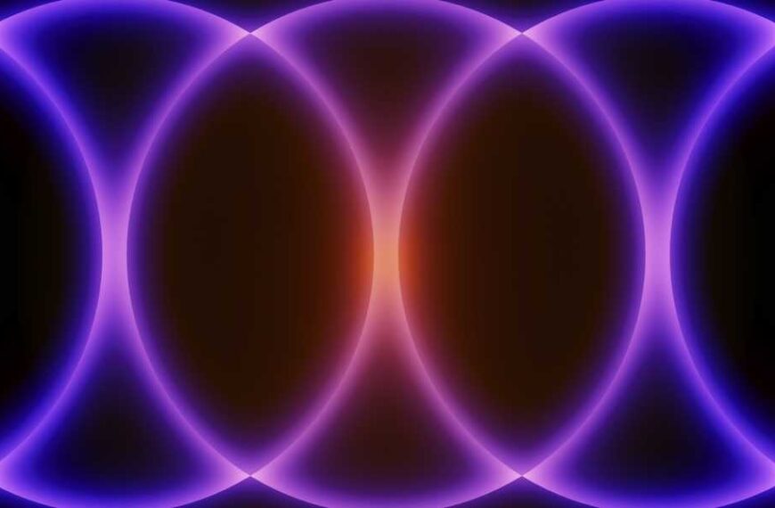 Did our brain “invent” the color purple?