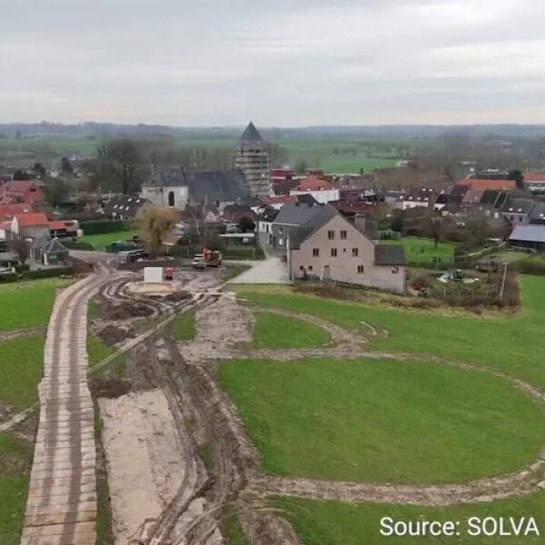 Roman archaeologists find head of ancient deity during excavations in Catholic church