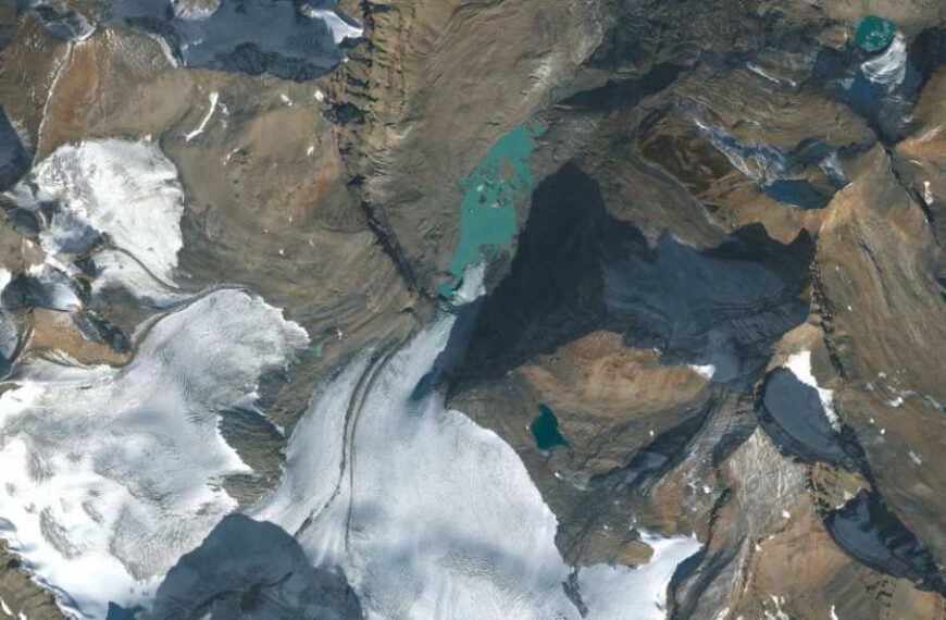 Glaciers in North America and Europe have lost “unprecedented” amounts of ice…