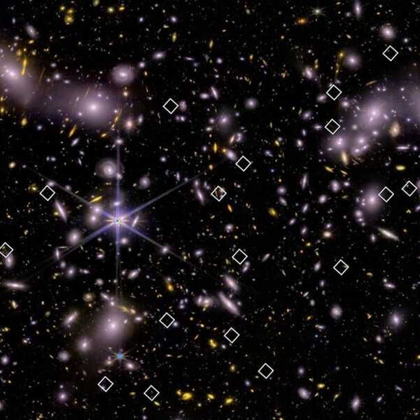 James Webb Telescope Discovers Tiny Galaxies That Could Have Changed the Universe