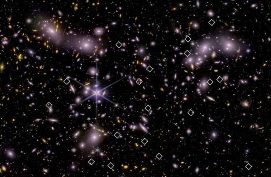 James Webb Telescope Discovers Tiny Galaxies That Could Have Changed the Universe