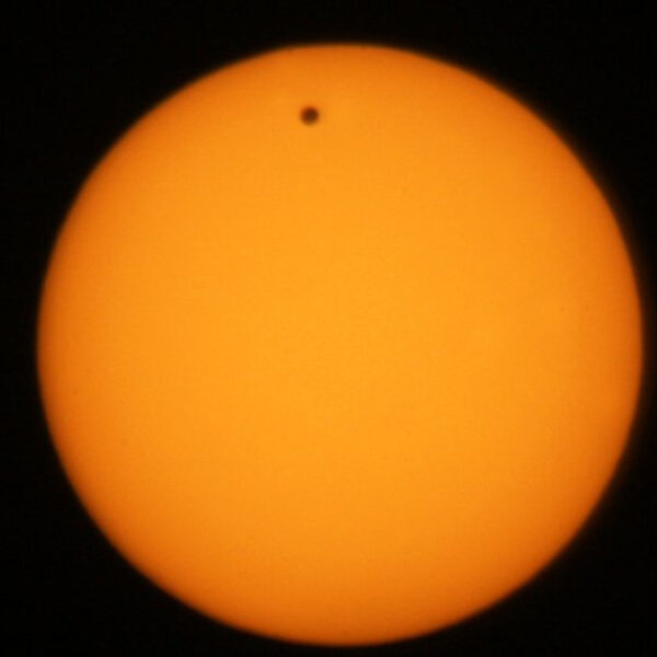 A spacecraft launched by the Soviet Union in 1972 falls to Earth