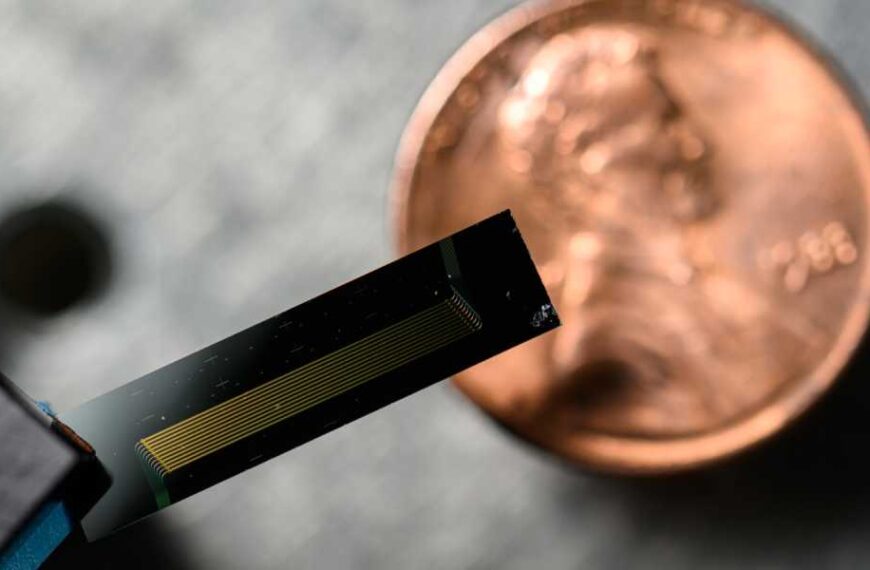 Penny-Sized Laser Could Help Self-Driving Cars See the World Much Clearer