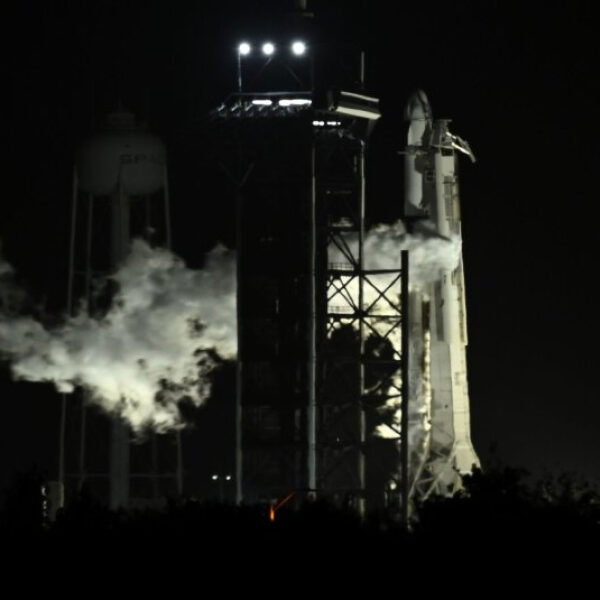 NASA and SpaceX launch 32nd cargo mission to the International Space Station