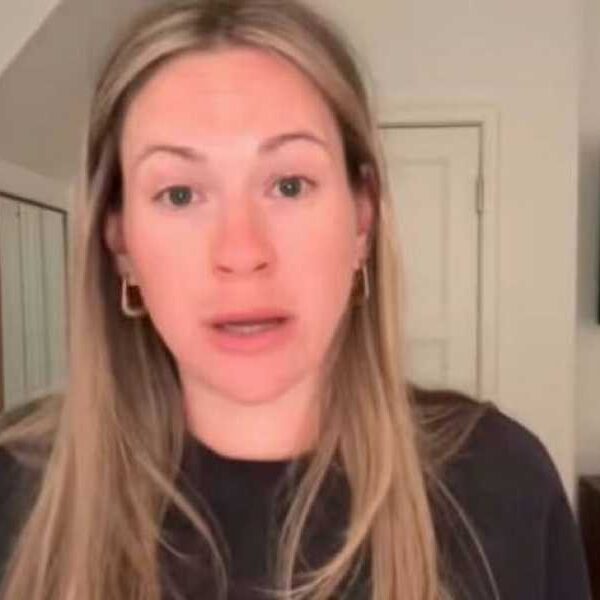 United Airlines Passenger Shares Details of Her ‘Biohazard Diarrhea’