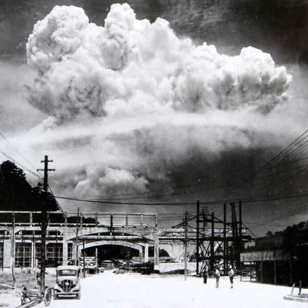 The Atomic Bombings of Hiroshima and Nagasaki: An Inside Look at the&hellip;