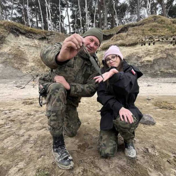 Metal detectorists find Iron Age dagger on Polish beach