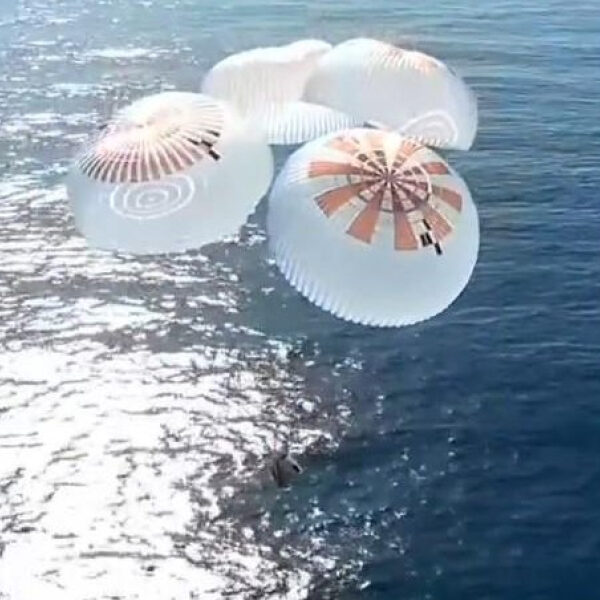 SpaceX Fram2 Mission Ends With Pacific Ocean Splashdown