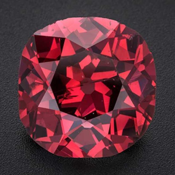 Why do diamonds come in different colors?