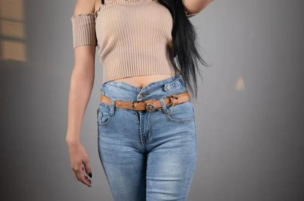 Jeans awaken sexual desire in women