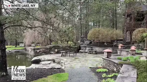 Cotswolds village considers penalties to curb trash spoiling photo ops.