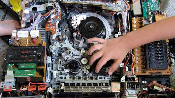 Reparar la mayoría de nuestros dispositivos es ilegal. Hay una razón sorprendente&hellip;