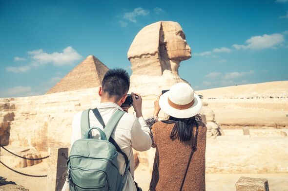 AI-generated video suggests time travel ‘proof’ amid Egyptian tomb enigma.