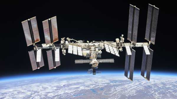 NASA-Astronauten kurzzeitig im “sicheren Hafen” untergebracht wegen sich verschlimmernder Lecks an der…