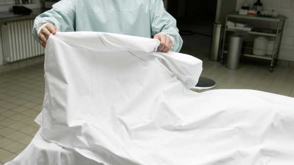 Diagnostic perplexity: Man who bequeathed his corpse post-mortem had uncommon…